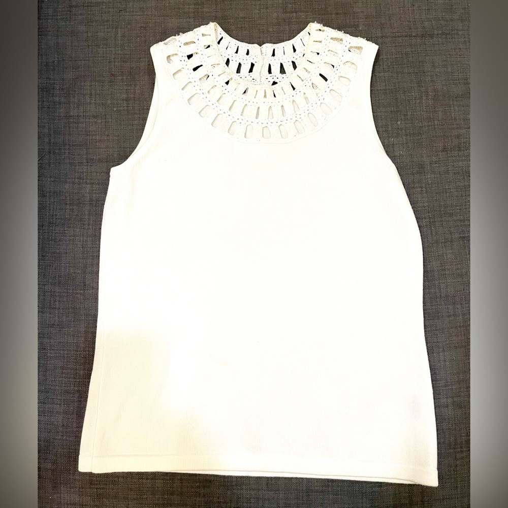 Women’s Sleeveless Crochet & Sequin Sweater  Top - Small